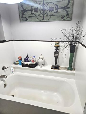 212 Young Road, Nashville, AR 71852