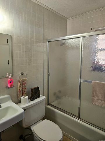 212 Young Road, Nashville, AR 71852