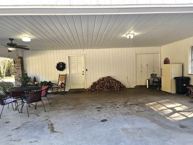 212 Young Road, Nashville, AR 71852