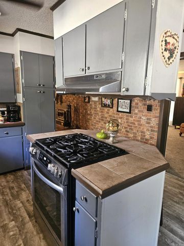 212 Young Road, Nashville, AR 71852