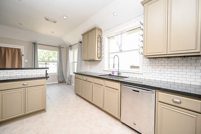 12138 Havenmist Drive, Tomball, TX 77375