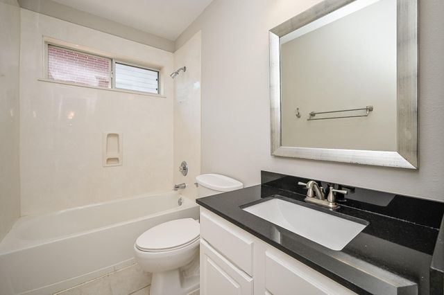 12138 Havenmist Drive, Tomball, TX 77375