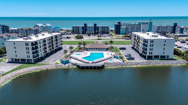 1915 N Ocean Blvd. 303 A, North Myrtle Beach, SC 29582