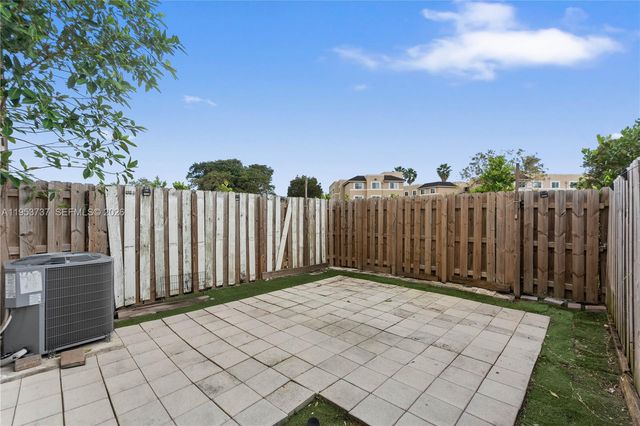 12147 NW 23rd Ct, Miami, FL 33167