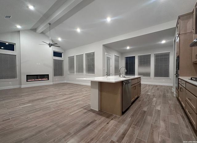 1346 Wilson Creek, New Braunfels, TX 78132