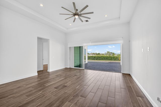 9941 Regency Way, Palm Beach Gardens, FL 33412
