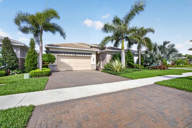 9941 Regency Way, Palm Beach Gardens, FL 33412