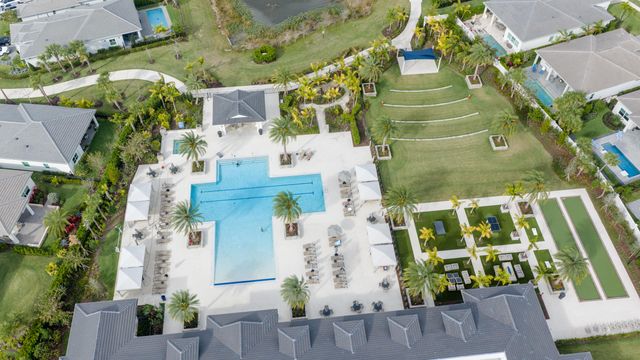 9941 Regency Way, Palm Beach Gardens, FL 33412