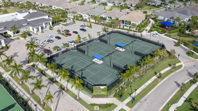 9941 Regency Way, Palm Beach Gardens, FL 33412