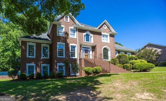 216 Hunters Hill Court, Macon, GA 31210