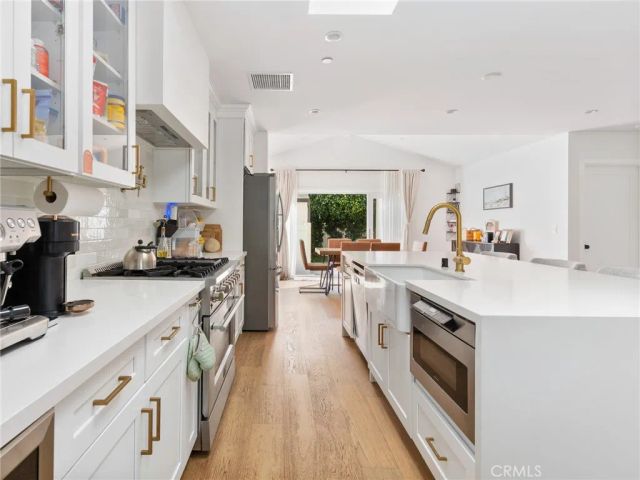 6566 W 85th Street, Los Angeles, CA 90045