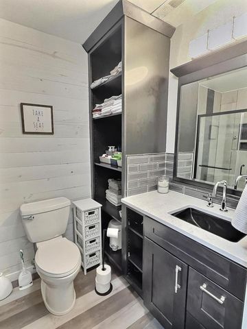 3216 ISAAC LANE, Oshkosh, WI 54902