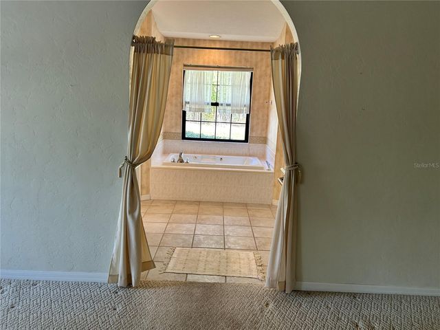 19112 NW 156TH AVENUE, Alachua, FL 32615