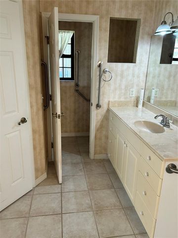 19112 NW 156TH AVENUE, Alachua, FL 32615