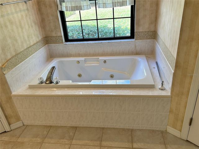 19112 NW 156TH AVENUE, Alachua, FL 32615