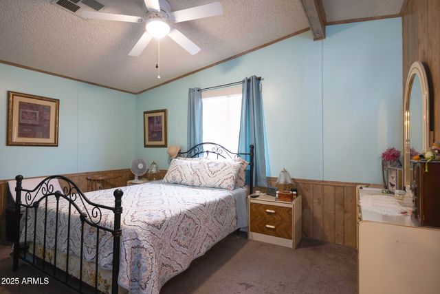 450 W SUNWEST Drive 18, Casa Grande, AZ 85122