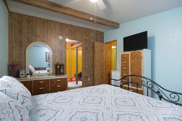 450 W SUNWEST Drive 18, Casa Grande, AZ 85122