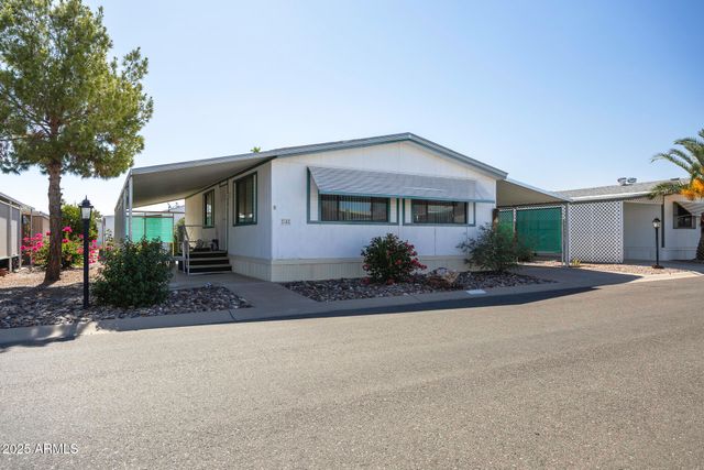 450 W SUNWEST Drive 18, Casa Grande, AZ 85122