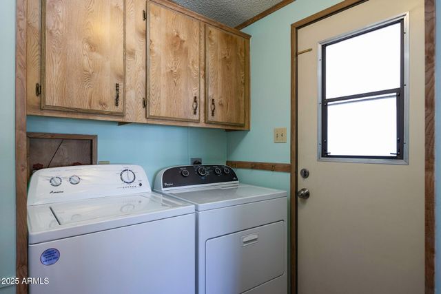 450 W SUNWEST Drive 18, Casa Grande, AZ 85122