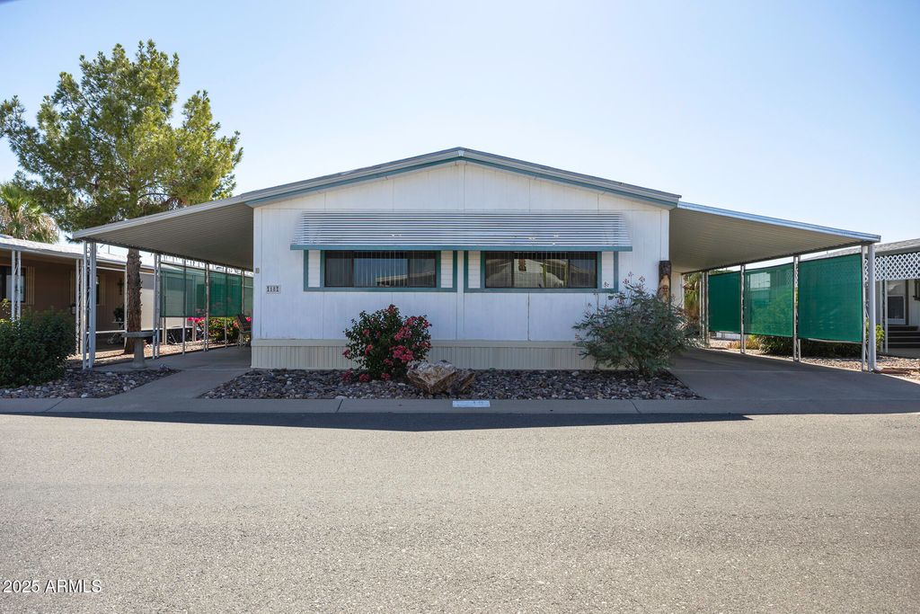 450 W SUNWEST Drive 18, Casa Grande, AZ 85122