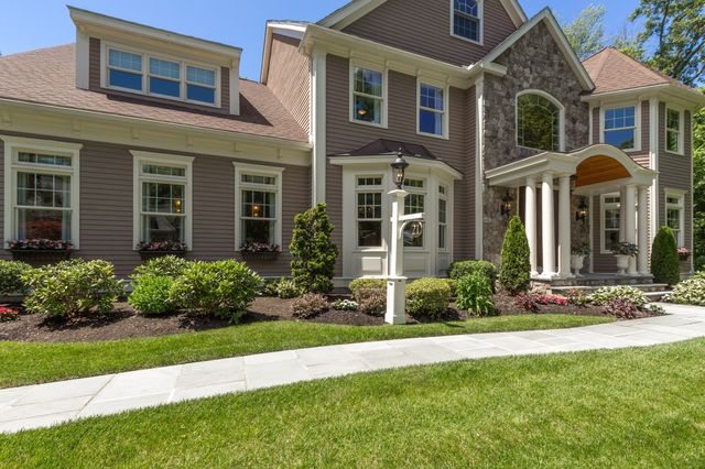 21 Douglas Road, Lexington, MA 02421