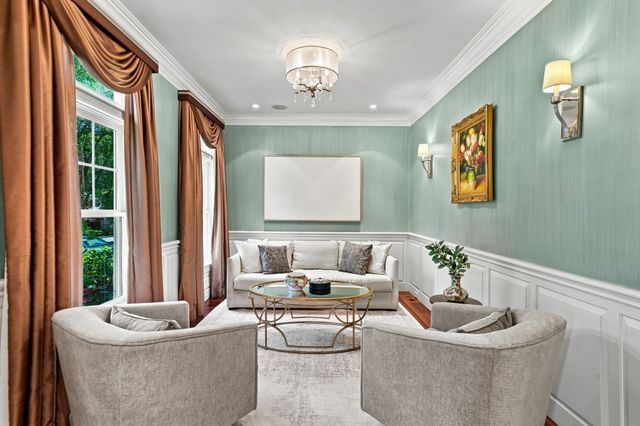 21 Douglas Road, Lexington, MA 02421