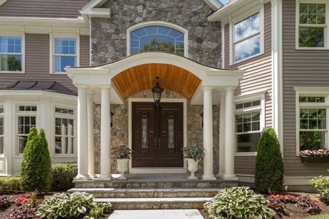 21 Douglas Road, Lexington, MA 02421