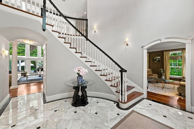 21 Douglas Road, Lexington, MA 02421