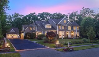 21 Douglas Road, Lexington, MA 02421