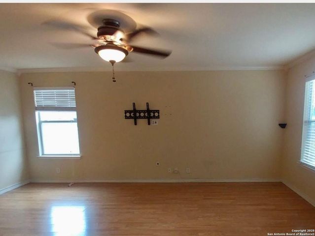 14235 Rosy Finch, San Antonio, TX 78233