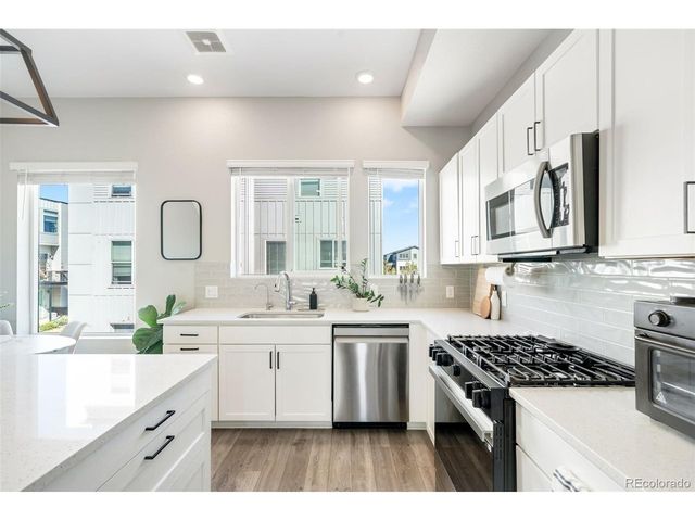 1680 W 67th Cir, Denver, CO 80221