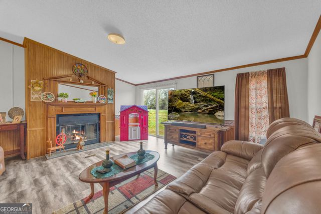 261 Green Meadows Drive, Hartwell, GA 30643