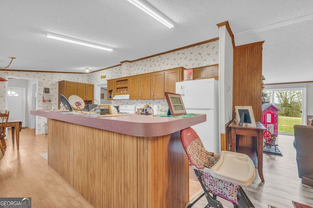 261 Green Meadows Drive, Hartwell, GA 30643