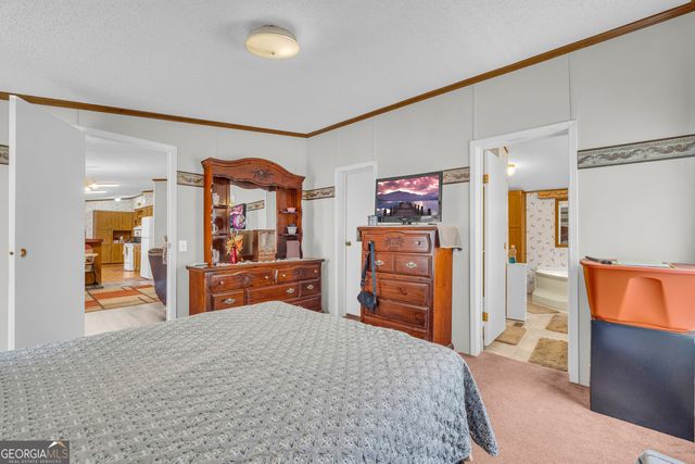 261 Green Meadows Drive, Hartwell, GA 30643