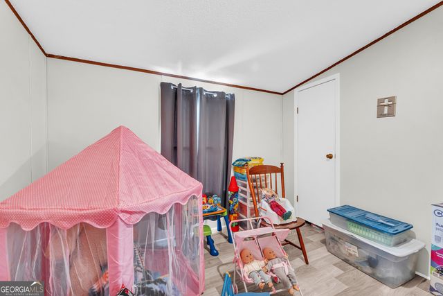 261 Green Meadows Drive, Hartwell, GA 30643