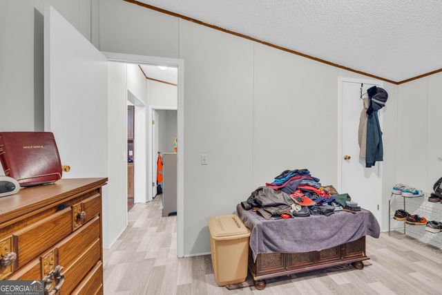 261 Green Meadows Drive, Hartwell, GA 30643