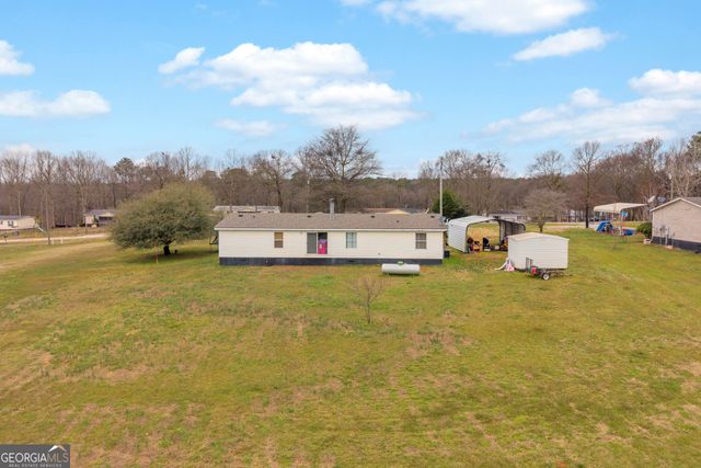 261 Green Meadows Drive, Hartwell, GA 30643