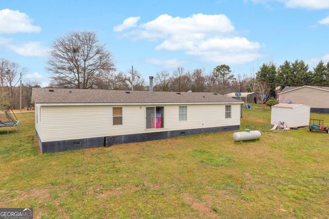 261 Green Meadows Drive, Hartwell, GA 30643