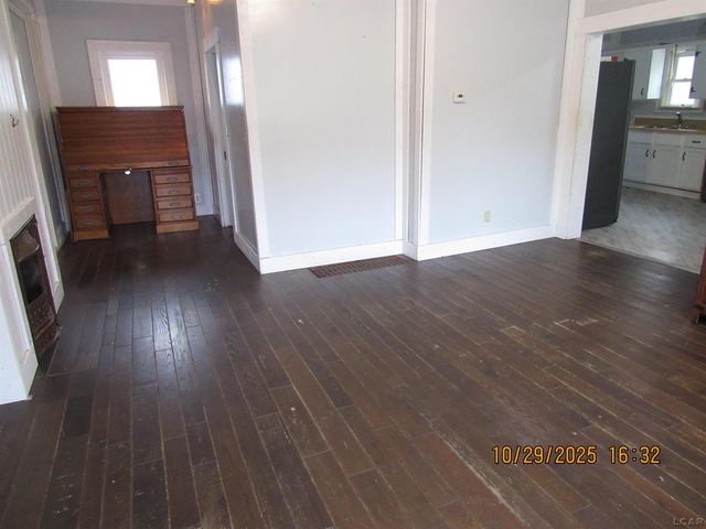 413 W Pottawatamie Street, Tecumseh, MI 49286