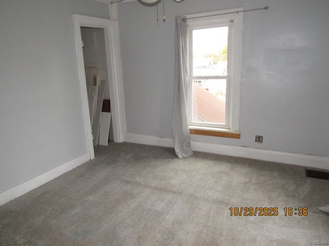 413 W Pottawatamie Street, Tecumseh, MI 49286