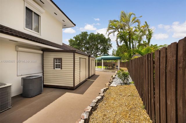 8841 SW 103rd St, Miami, FL 33176