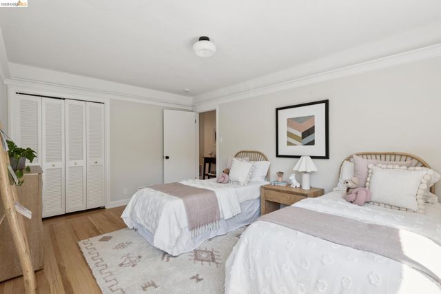 114 Indian Rd, Piedmont, CA 94610