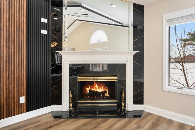 902 Cornwallis Lane, Munster, IN 46321