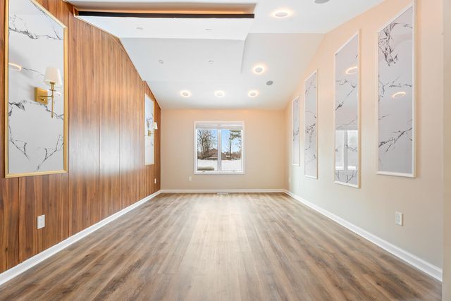 902 Cornwallis Lane, Munster, IN 46321