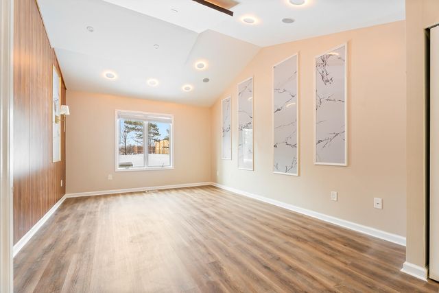 902 Cornwallis Lane, Munster, IN 46321