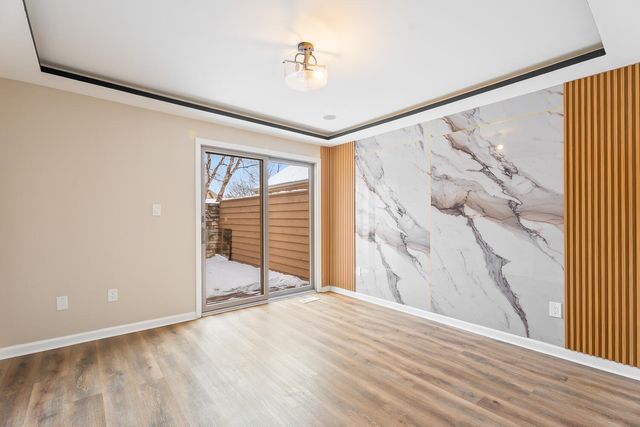 902 Cornwallis Lane, Munster, IN 46321