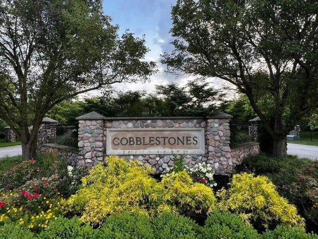 902 Cornwallis Lane, Munster, IN 46321