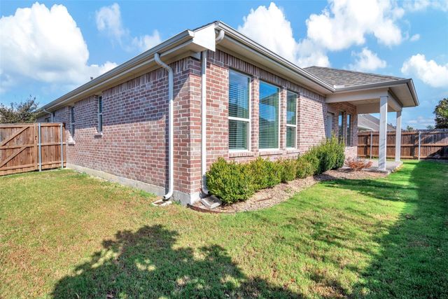 1605 Cedar Crest Drive, Forney, TX 75126