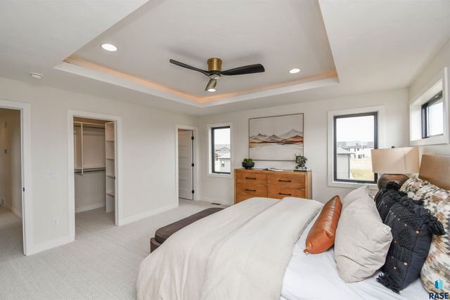 1504 W Bennett Dr Drive, Brandon, SD 57005