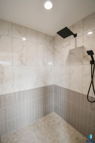 1504 W Bennett Dr Drive, Brandon, SD 57005